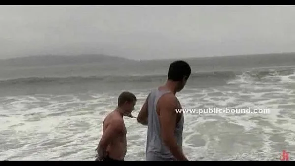 Τα καλύτερα βίντεο Young gay twink bound in ropes on beach ισχύος