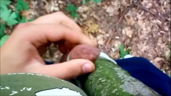 Bedste NETTLES & CUM IN THE FOREST (nettles and blowjob in the forest power videoer