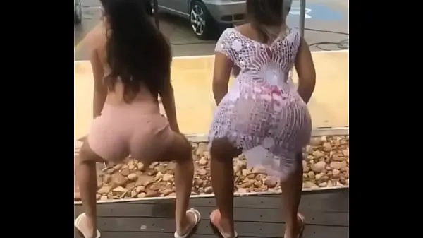 सर्वश्रेष्ठ NAUGHTY FRIENDS DANCING FORRÓ पावर वीडियो