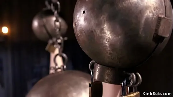 Τα καλύτερα βίντεο Brunette slut Charlotte Sartre in bondage with huge metal ball on her head and on her hands suffers torment ισχύος