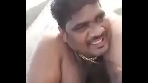 Los mejores videos de Pareja de hombres Telugu lamiendo el coño. disfruta del audio en telugu poder