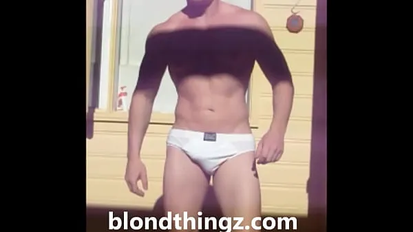 أفضل Flex in Tight White Briefs - Muscle Bulge Zak Rogerz Video مقاطع فيديو قوية