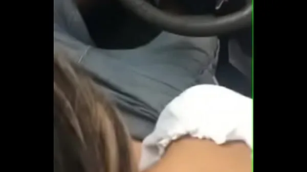 Die besten Sexy Frau, die Kopf im Auto gibt Power-Videos