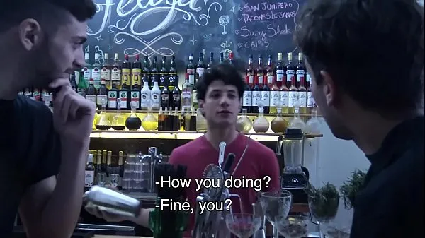 I migliori video Questo barista cesellato scopa un ragazzo carino in un bagno pubblico power