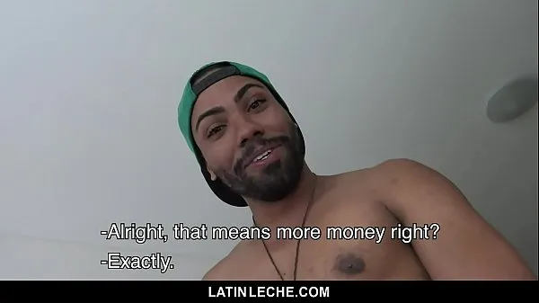 I migliori video LatinLeche - Sexy ragazzo latino che succhia un BigCock in P.O.V power