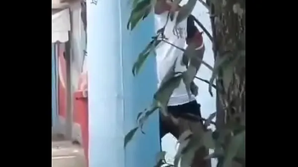 Video Compiled from Males Pissing in Public quyền lực hay nhất