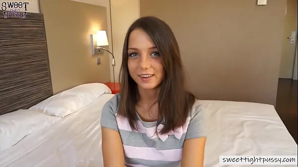 Beste Teen Babe First Anal Adventure Goes Really Rough powervideo's