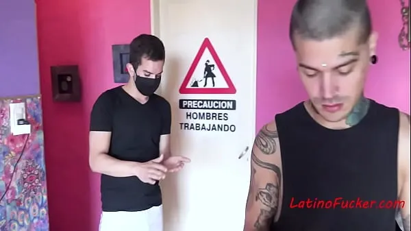 Najlepšie 3000 Pesos For A Hot Latino Asshole výkonné videá