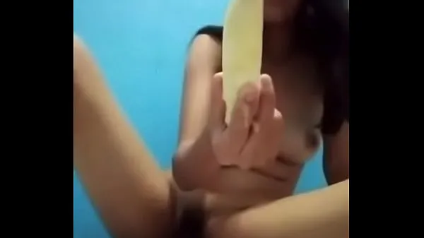 Video kuasa Woman masturbates and gets wet terbaik