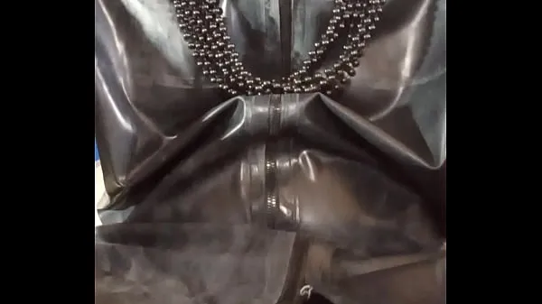 Najlepsze filmy GAY LATEX OUTFIT mocy