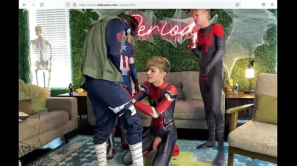 Melhores vídeos cosplay gays em roupas sexy poder