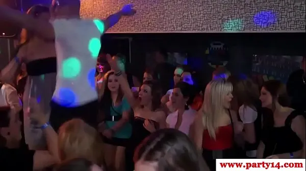 Meilleures vidéos sur la puissance Amateurs de la vraie fête sucer avant le sexe en haute définition