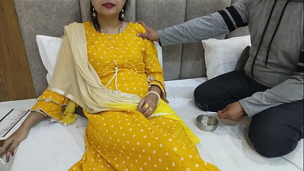 Video Desiaraabhabhi - Indian Desi having fun fucking with friend's mother, fingering her blonde pussy and sucking her tits quyền lực hay nhất